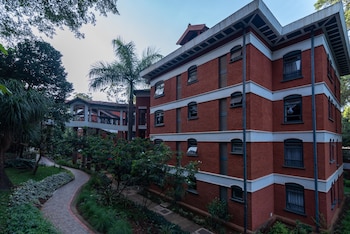heri heights hotel apartments surestay collection by bw