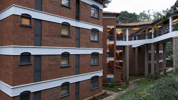 heri heights hotel apartments surestay collection by bw