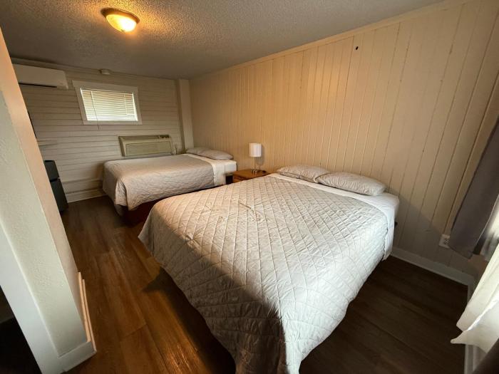rustic inn