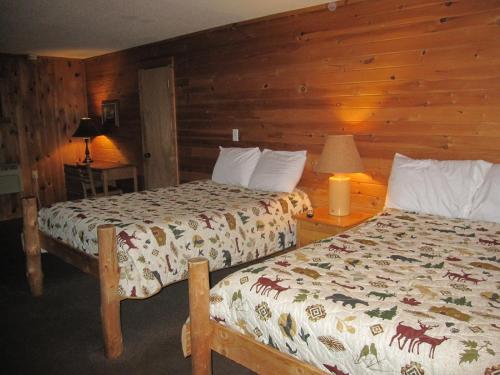 rustic inn