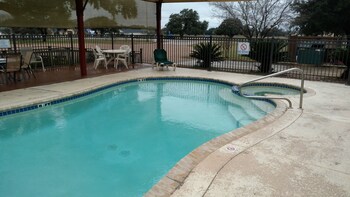 Executive Inn Cuero,Victoria>>Cuero,3 star