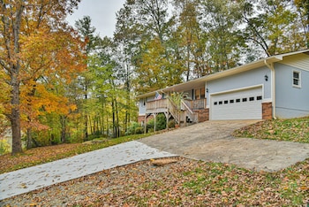 Forest Run - 4 Bedrooms With Hot Tub,,3 star