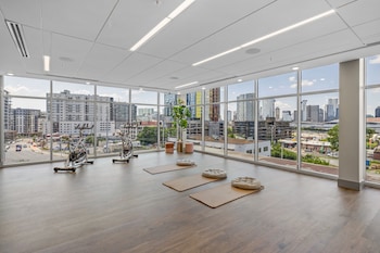 beverly hills penthouse suite
