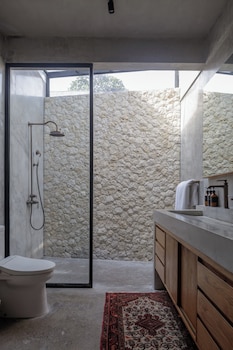pritidaya private pool villa canggu by oxo