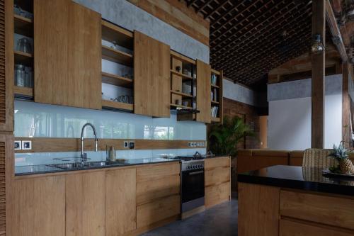 pritidaya private pool villa canggu by oxo