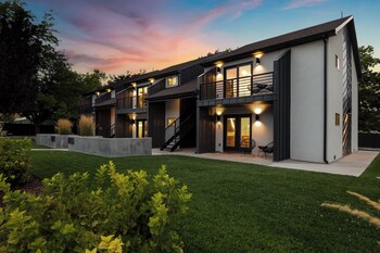 modern mesa