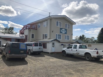 Bear Paw Inn,,2 star