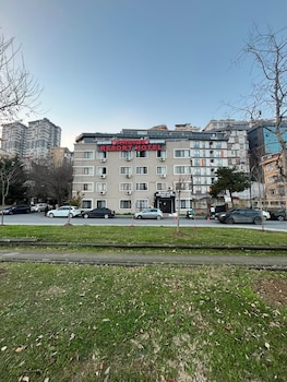 Kral Grand Otel,,3 star