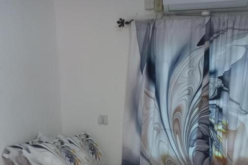 House - Sleeps 6 - Patio - Parking,,3 star