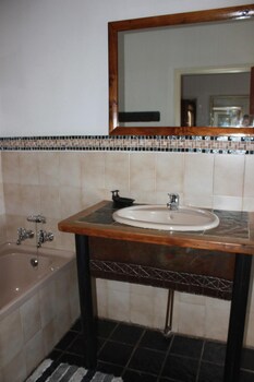 Gorgeous Gecko Guesthouse,Limpopo>>Bela-Bela,3 star