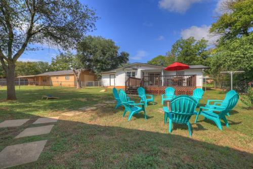 elegant and stylish glenmoor abode 5 min to town
