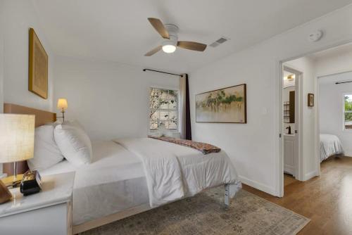 elegant and stylish glenmoor abode 5 min to town