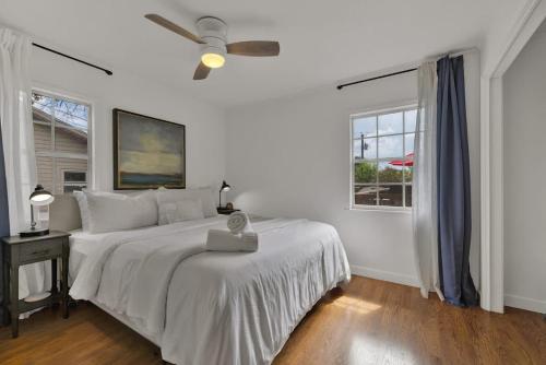 elegant and stylish glenmoor abode 5 min to town