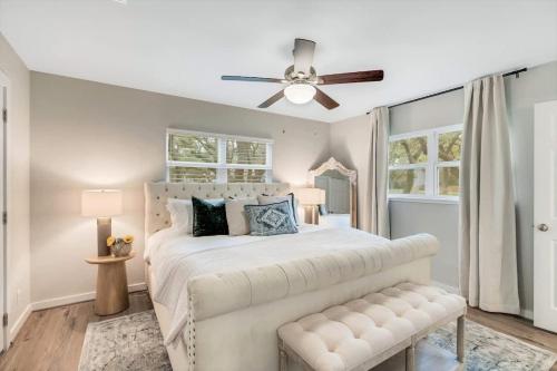 luxury home just 5 min from main st