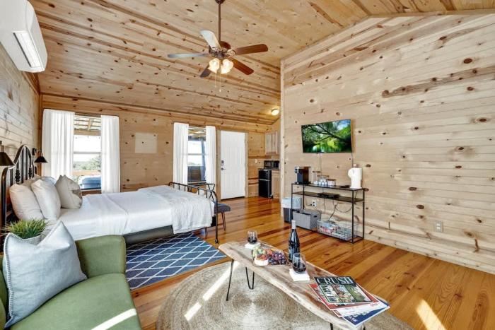 mesquite cabin with hot tub and hill country views