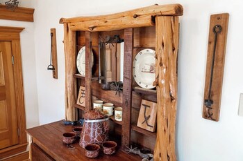 texas charm texana 15 min walk to main
