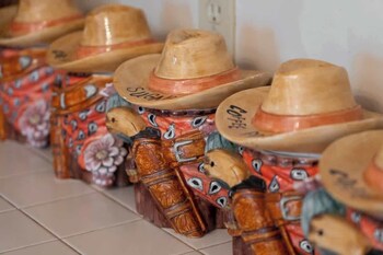 texas charm texana 15 min walk to main