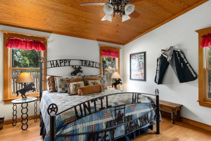 texas charm texana 15 min walk to main