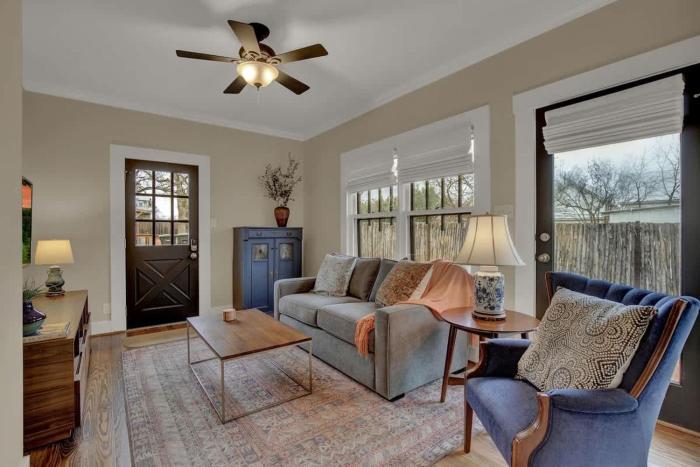 charming craftsman home 2 blks from main st