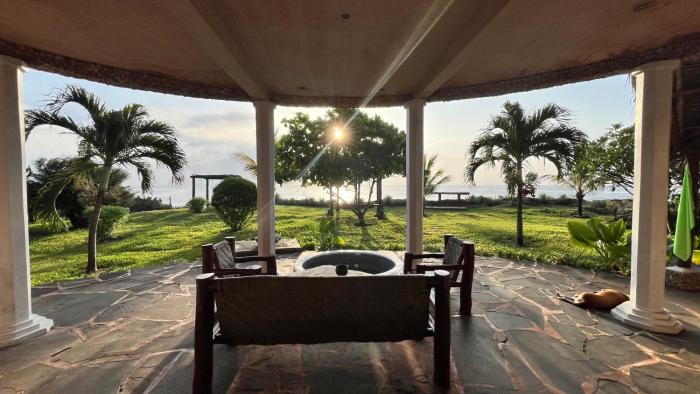 wagawimbi villa 560 m2 breathtaking view of the indian ocean kenya