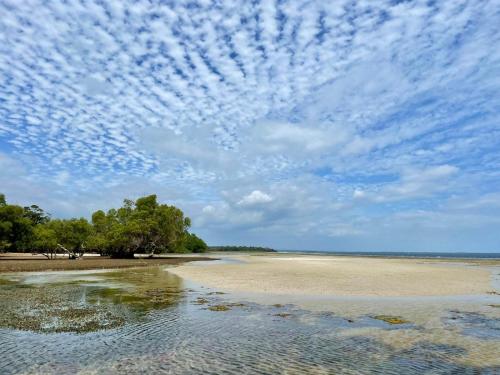 wagawimbi villa 560 m2 breathtaking view of the indian ocean kenya