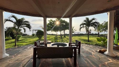 wagawimbi villa 560 m2 breathtaking view of the indian ocean kenya