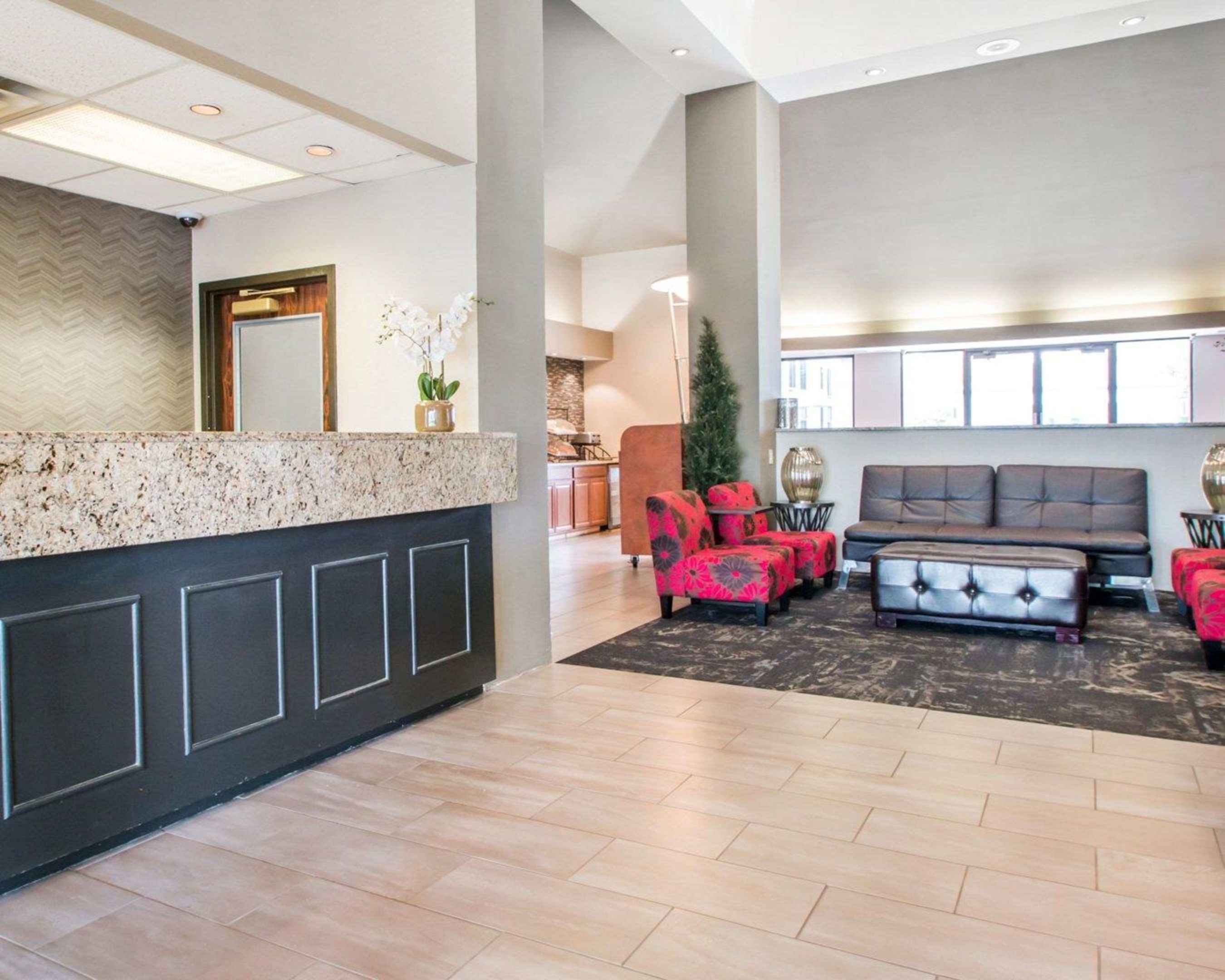 clarion inn and suites springfield