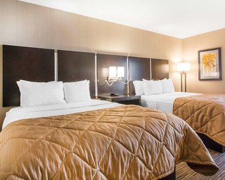 clarion inn and suites springfield