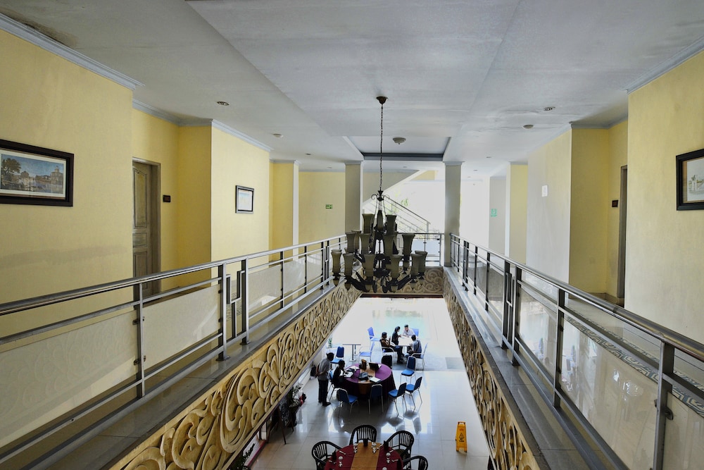 puri saron hotel denpasar