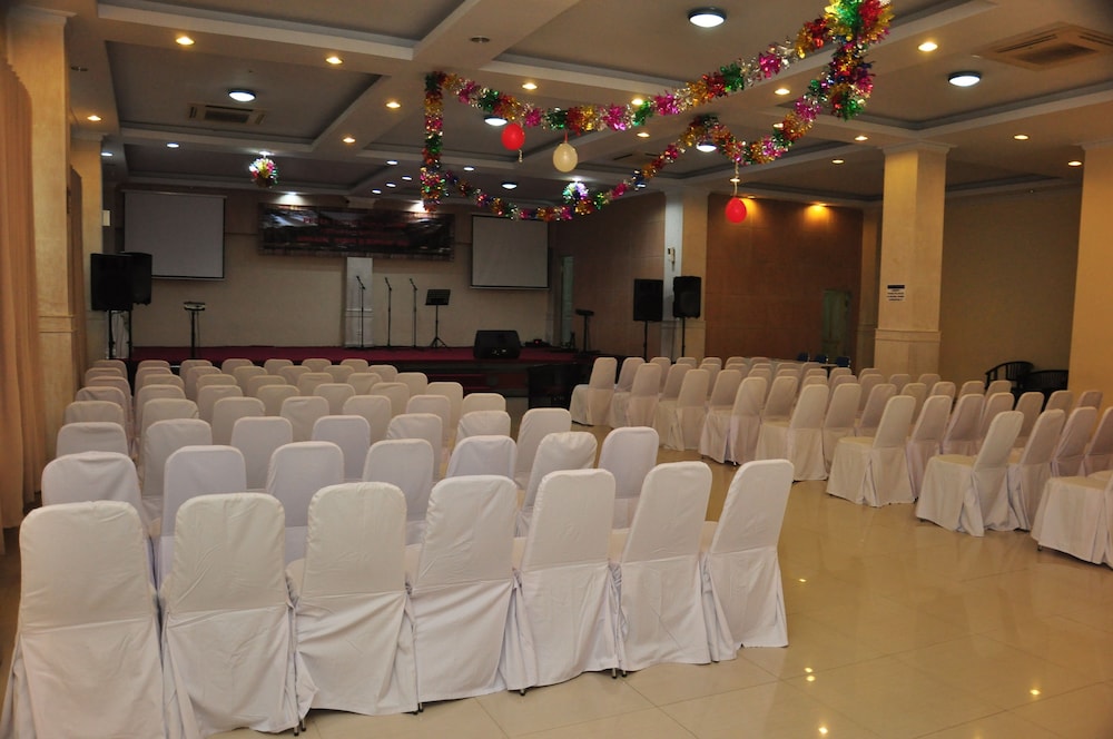 puri saron hotel denpasar