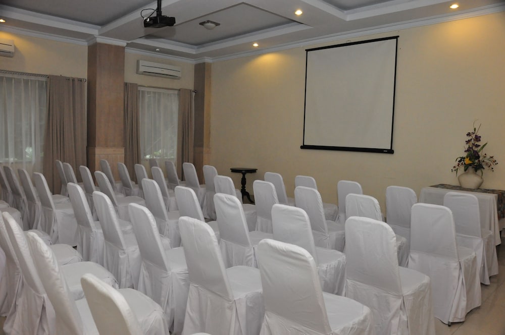 puri saron hotel denpasar