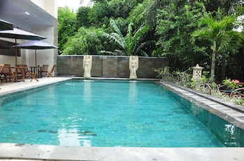 puri saron hotel denpasar