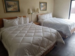 Travelodge By Wyndham Welland,Niagara Falls>>Niagara,2 star