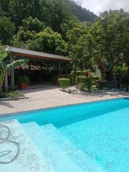 Pinard's Mountain Resort - Cottage 7,,3 star