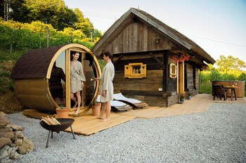 glamping paradise skatlar