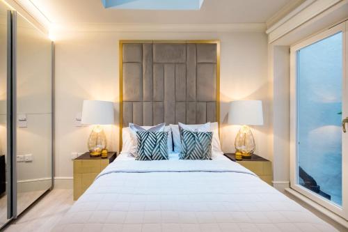 marble arch suites