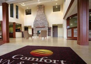 comfort inn and suites saratoga springs