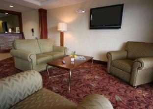 comfort inn and suites saratoga springs
