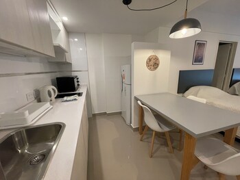 Modern Studio In San Telmo - Paseo De La Cisterna -411,Moreno 550,2 star