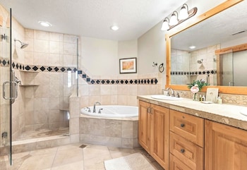 town pointe by kbm
