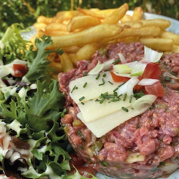 avocado hotel restaurant bar