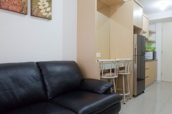 relaxing and serene 2br apartment at tanglin supermall mansion