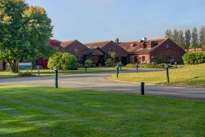 bernwood park hotel