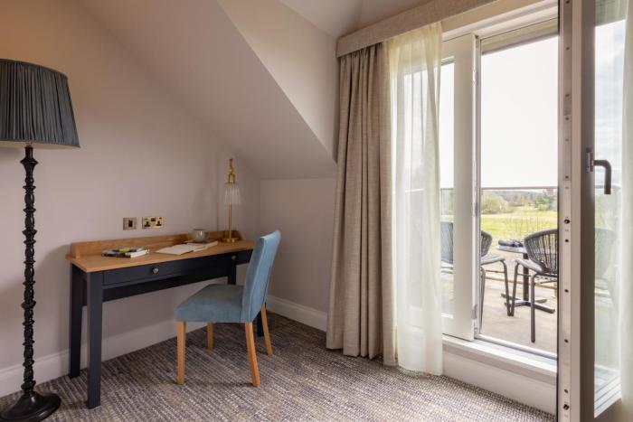 bernwood park hotel