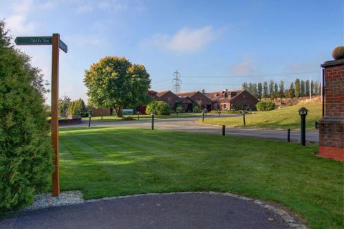 bernwood park hotel
