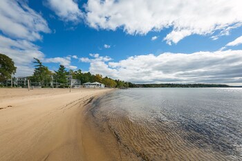 the shores lake view condo unit 5681