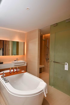 maraya hotel and resort