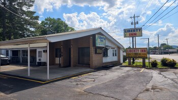 Liberty Inn Scottsboro Near Lake Guntersville,,2 star