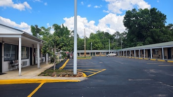 liberty inn scottsboro near lake guntersville