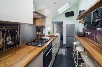 Impeccable 3 Bed 2 Bath Central Cowes Cottage,,3 star